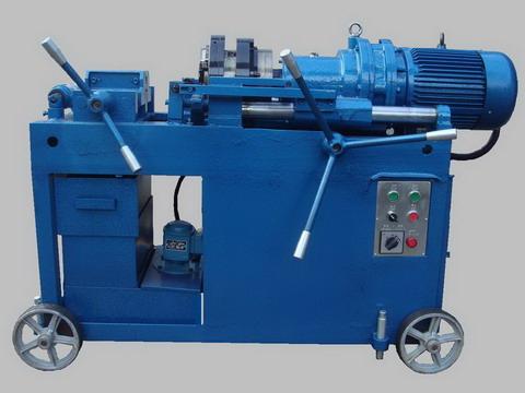 咸陽(yáng)龍超機械制造生產(chǎn)的直螺紋滾絲機